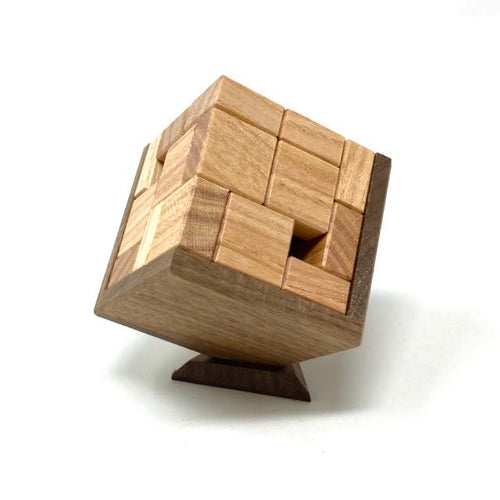 Squared Cube with stand